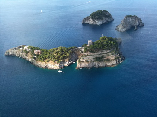 The-islands-of-Li-Galli-41