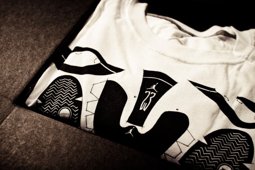 air-jordan-xiv-pizza-box-3_t_shirt