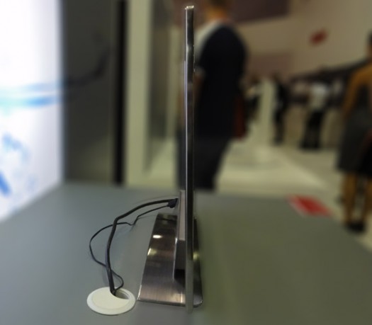 haier-oled-tv-transparent-5