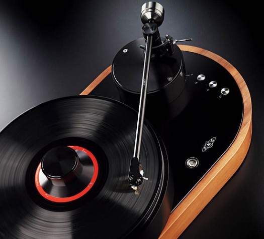 amg_v_12_turntable_ewpiv