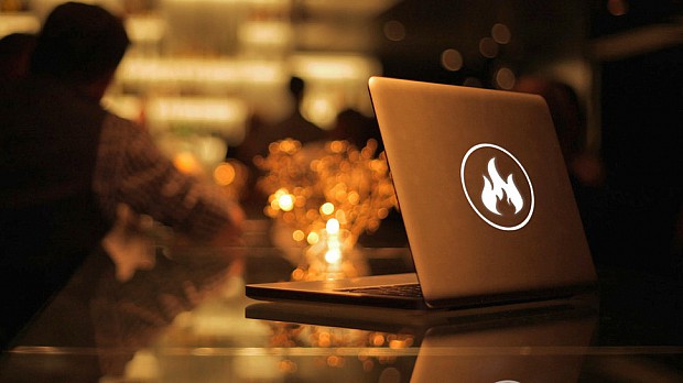 apple-macbook-pro-uncover2