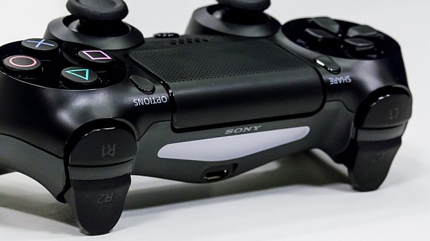 ps4-dualshock-back