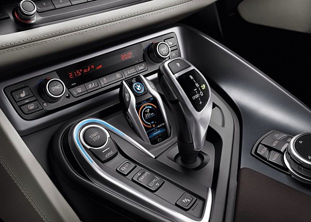 BMW-i8-keyfob-2