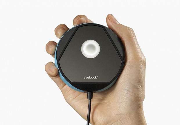 eyelock-scanner-CES-designboom02