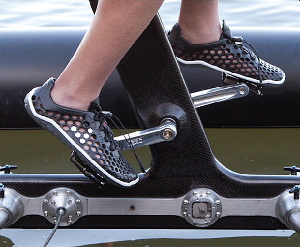 schiller-X1-water-bike-designboom06