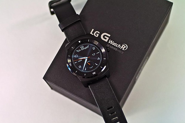 LG-G-Watch-R-box