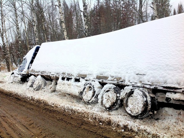 m10-traffic-jam-moscow-st-petersburg