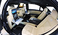 Dupla iPad 2 a 800 lóerős száguldó irodában – Brabus 800 iBusiness 2.0