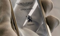 Mobiado CPT002 – átlátszó luxusmobil aktiválja az Aston Martin légzsákjait