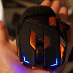 mad-catz-mmo-mouse-in-hand