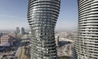 Kecsesen mozgó tornyok Mississauga közepén – Absolute Towers