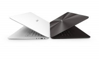 Asus ZenBook UX305 3200*1800px @ IFA 2014