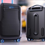 bluesmart-connected-suitcase-in-airport-1500×1000