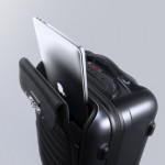 bluesmart-connected-suitcase-laptop-1500×1000