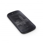 yotaphone_2_21