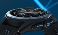 TAG Heuer okosóráról vezérelhető Porsche Taycan